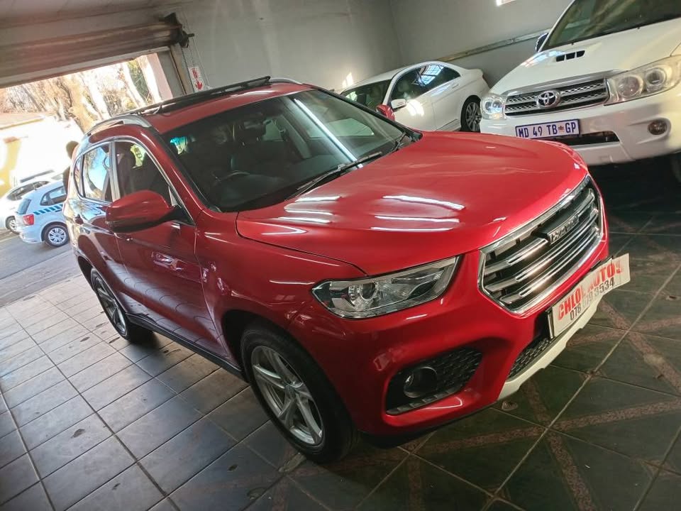 2020 Haval H2 1.5T Automatic, Leather interior, reverse sensor and reverse camera, sunroof