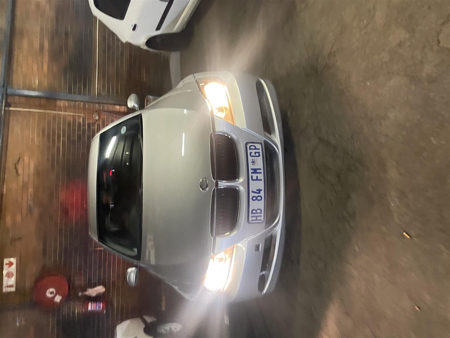 E90 Bmw Excellent condition 0790703835