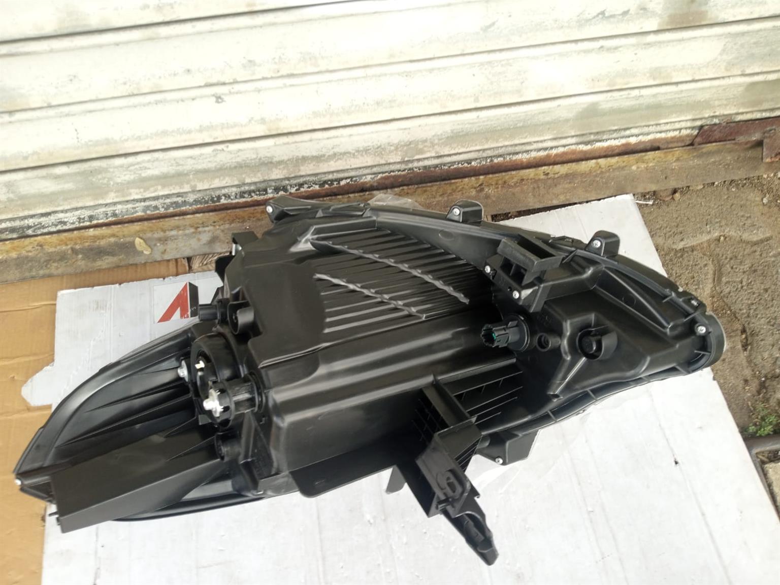 2018-2024 NISSAN ALMERA RIGHT SIDE HEADLIGHT FOR SALE - Private Seller