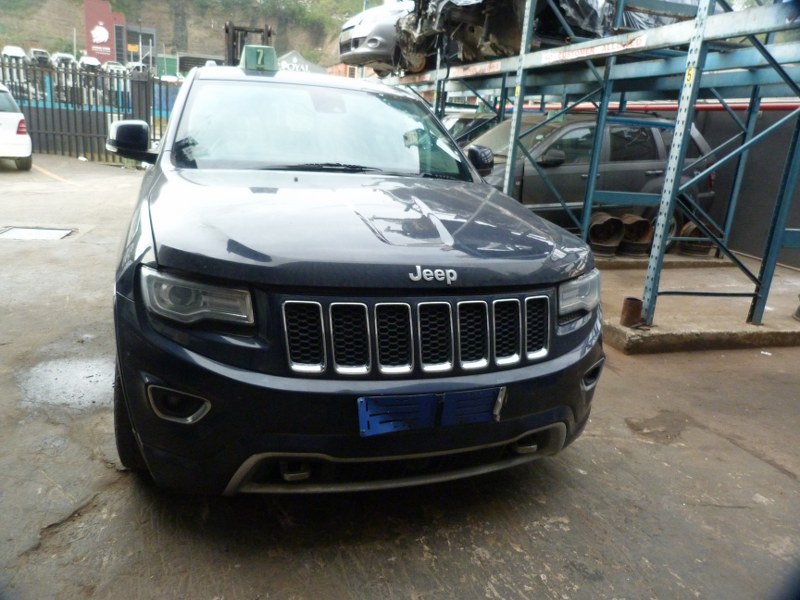 Jeep Grand Cherokee 3.0 CRD 4X4 AT Navy - 2014 STRIPPING FOR SPARES - Private Seller Jeep Grand Cherokee 3.0 CRD 4X4 AT Navy - 2014 STRIPPING FOR SPARES - Private Seller