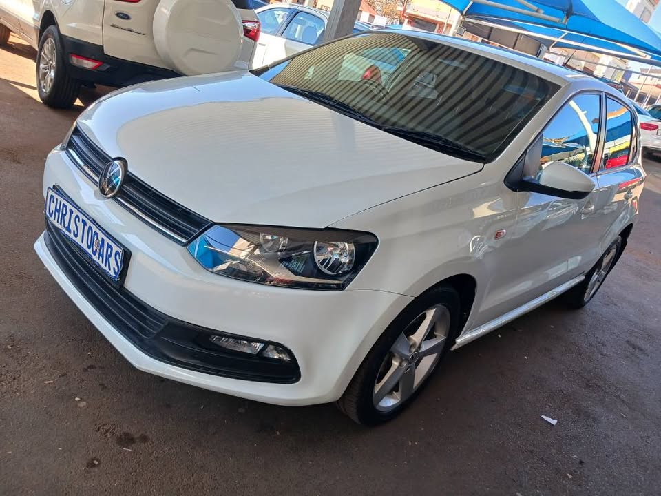 2018 model VW polo Vivo hatchback Comfort line manual transmission petrol 1.4 engine capacity