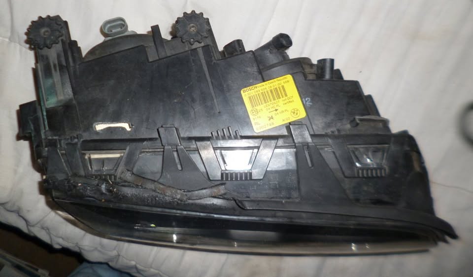 BMW HEADLIGHT - Private Seller