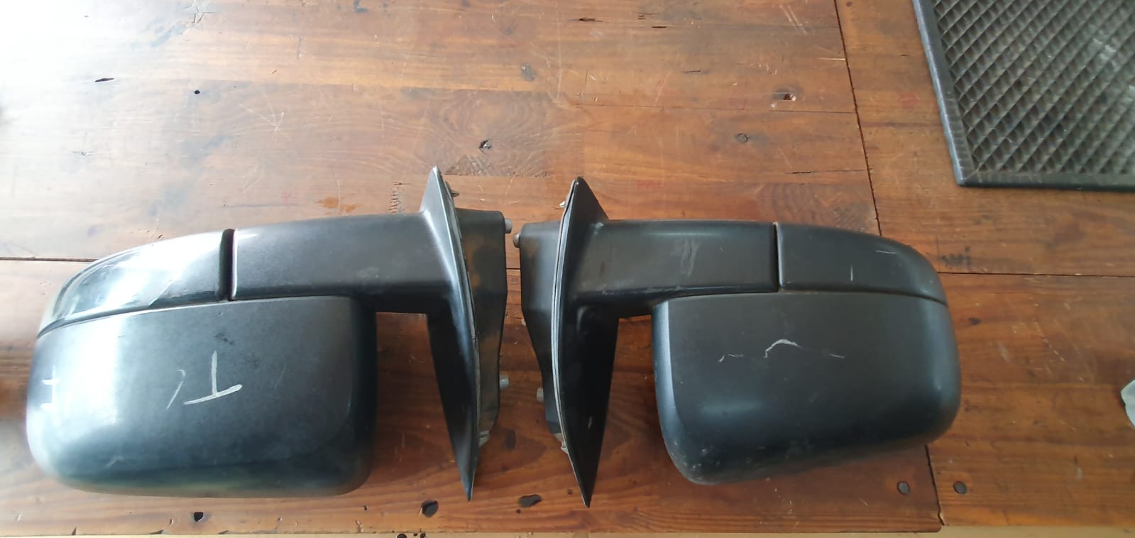Ford Ranger T6 electric Door mirrors - Private Seller Ford Ranger T6 electric Door mirrors - Private Seller