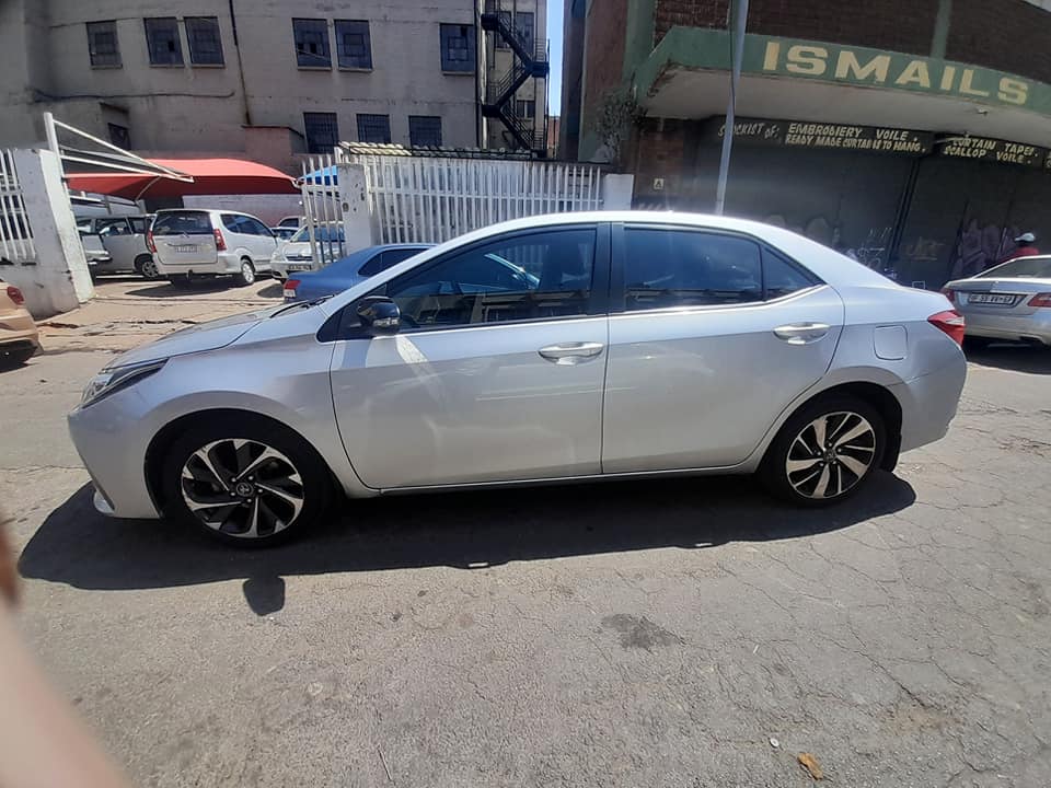 2019 TOYOTA COROLLA PRESTIGE 1.6+ PLUS AUTOMATIC EXCELLENT CONDITION CONTACT LEON ON