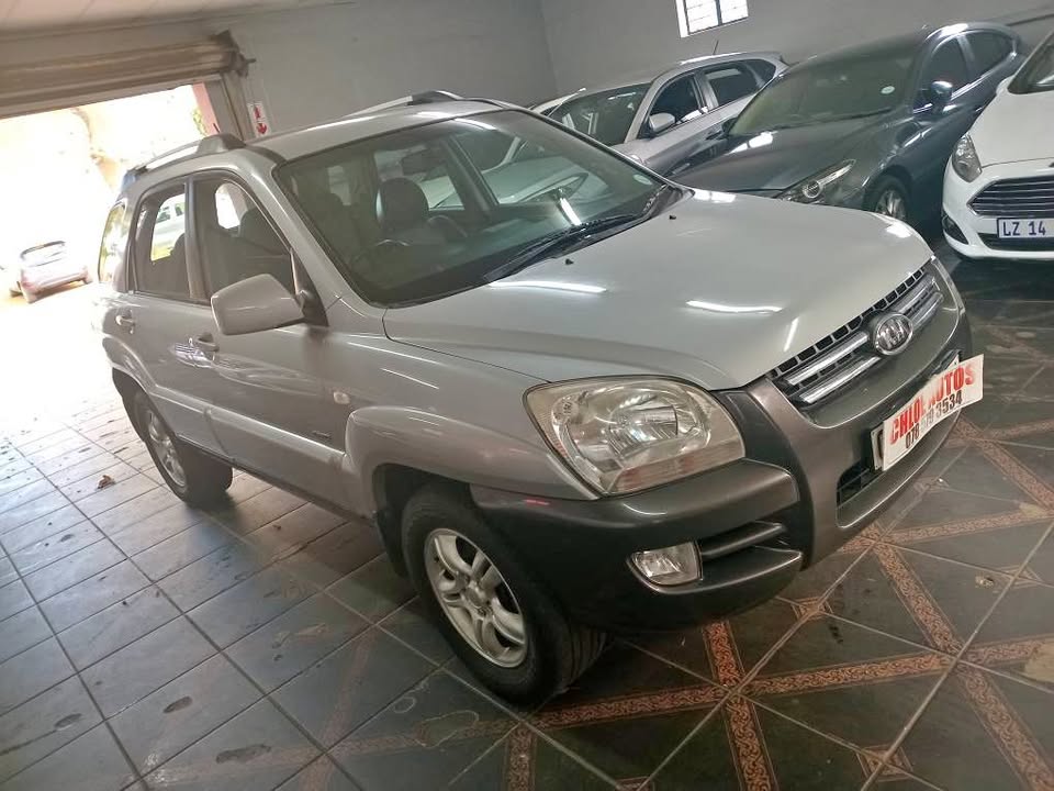 2006 Kia Sportage V6 4×4 Automatic, Silver  Service book 127,000km