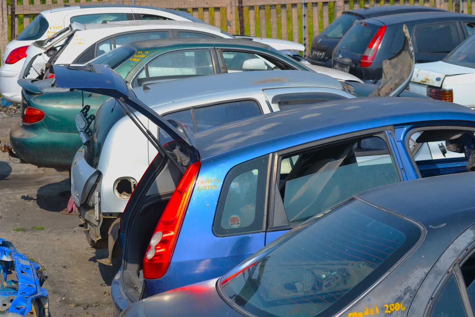 2004 Kia Cerato 2.0D - Stripping for Spares