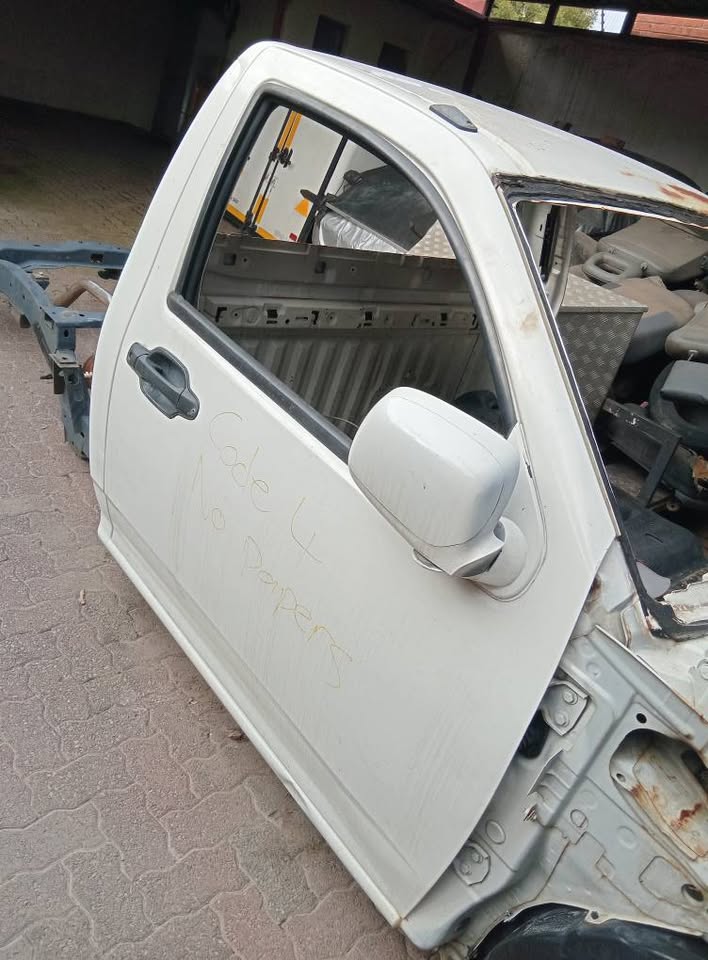 GWM Steed 3/ Isuzu KB250 Go Big Right Hand Side Door For Sale - Private Seller