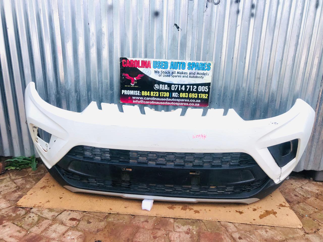 Mahindra KUV100 front bumper with radiator grill and trimming - Private Seller Mahindra KUV100 front bumper with radiator grill and trimming - Private Seller