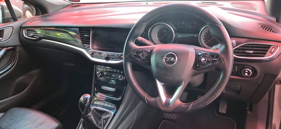 OPEL CORSA 1.6 T 2016
