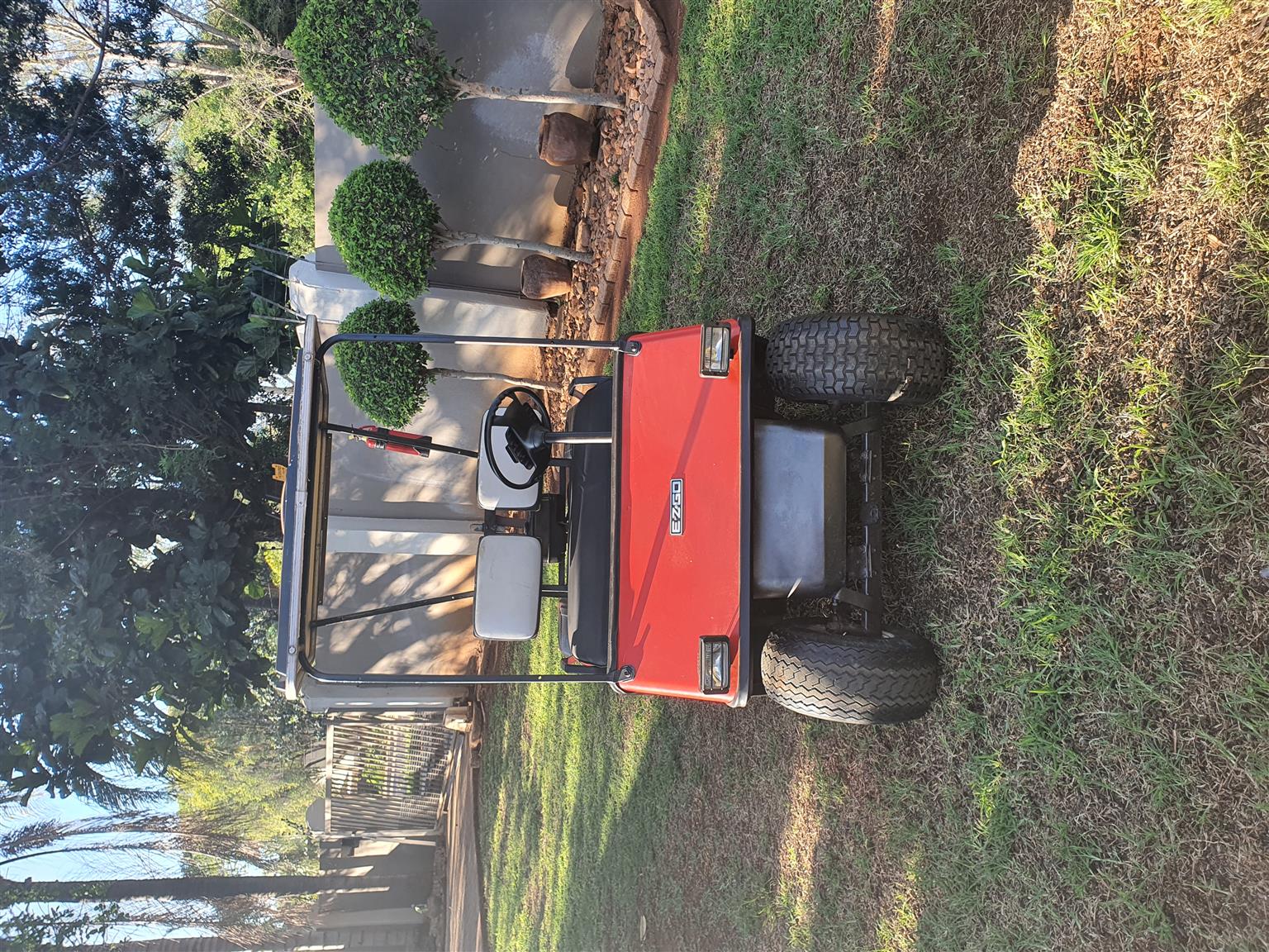 Ezgo 4stroke petrol golf cart for sale. Brand new engine, clutch and battery.