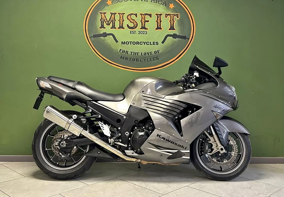 Used Used 2009 Kawasaki ZX 10-R for sale in Gauteng | Auto Mart