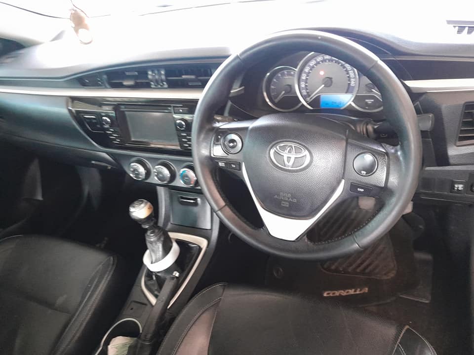 2015 TOYOTA COROLLA PRESTIGE 1.4 D4D MANUAL