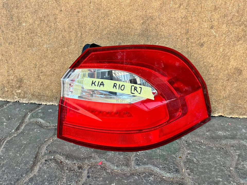 Kia Rio Tall light - Private Seller Kia Rio Tall light - Private Seller
