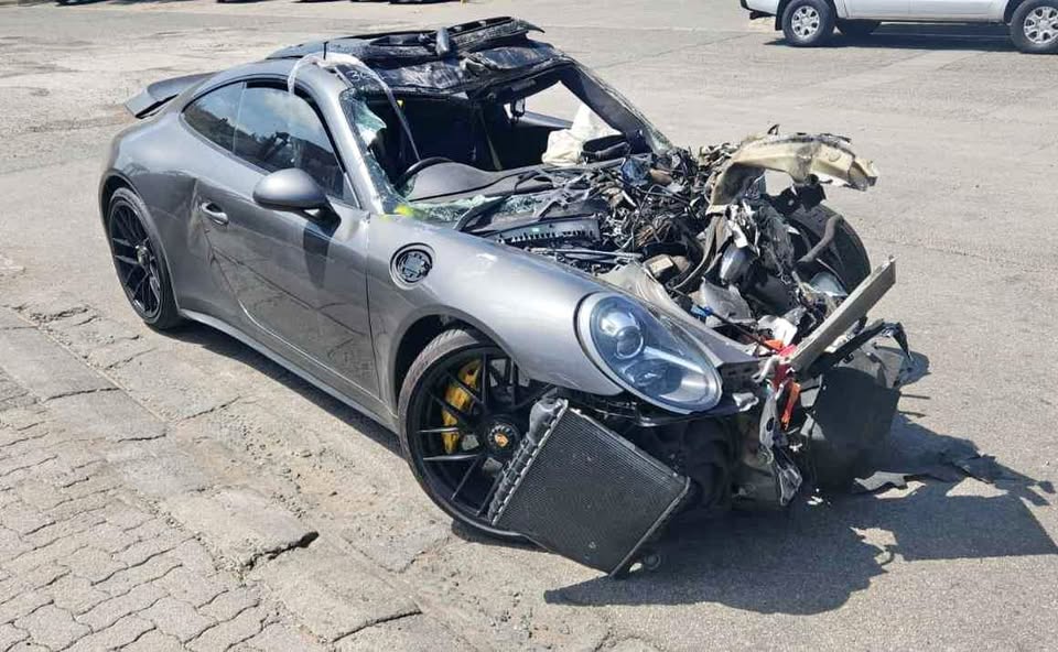 991.2 GTS coupe stripping parts - Private Seller 991.2 GTS coupe stripping parts - Private Seller