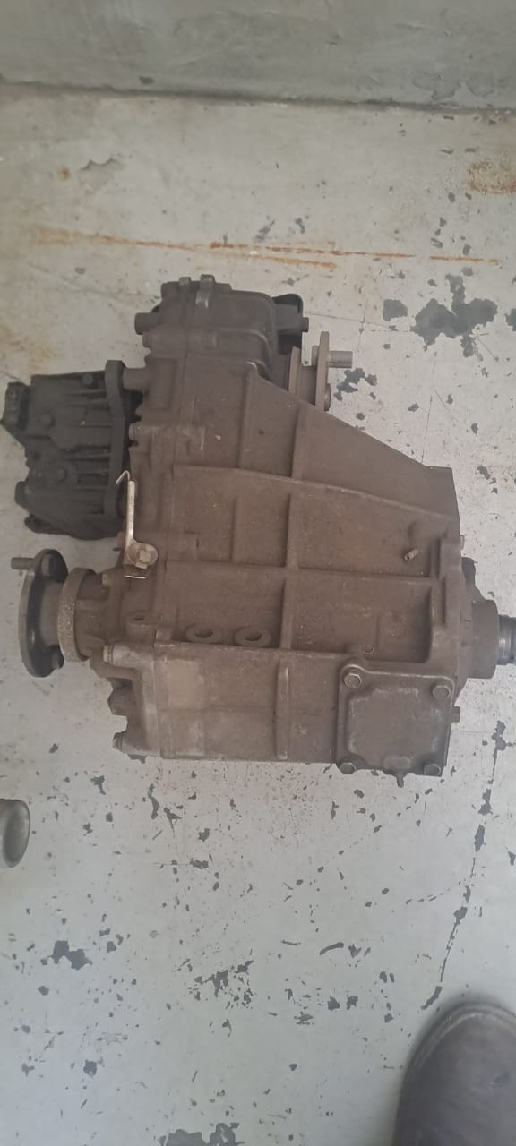 Toyota 2012 4x4 parado gaerbox transfer case. - Private Seller Toyota 2012 4x4 parado gaerbox transfer case. - Private Seller