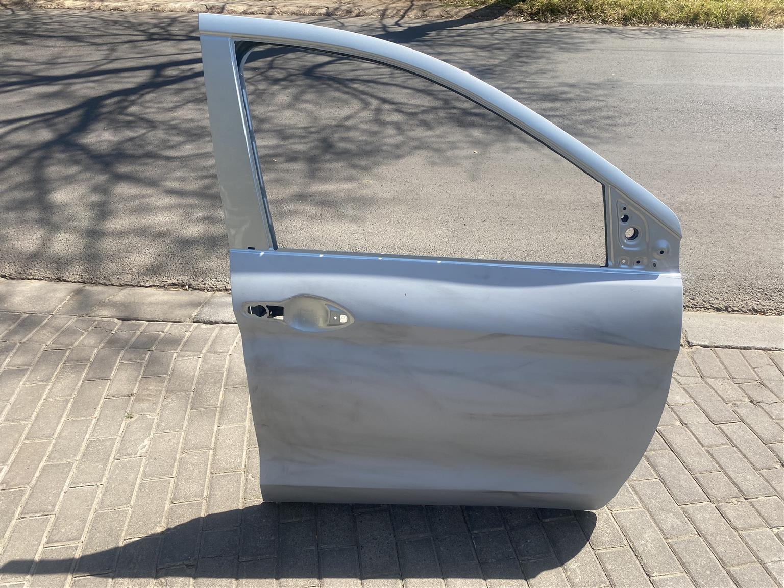 2024 TOYOTA RUMION/ SUZUKI ERTIGA RIGHT FRONT DOOR SHELL FOR SALE - Private Seller