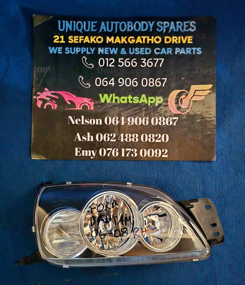 Ford Bantam Right Headlight 2006 – 2008