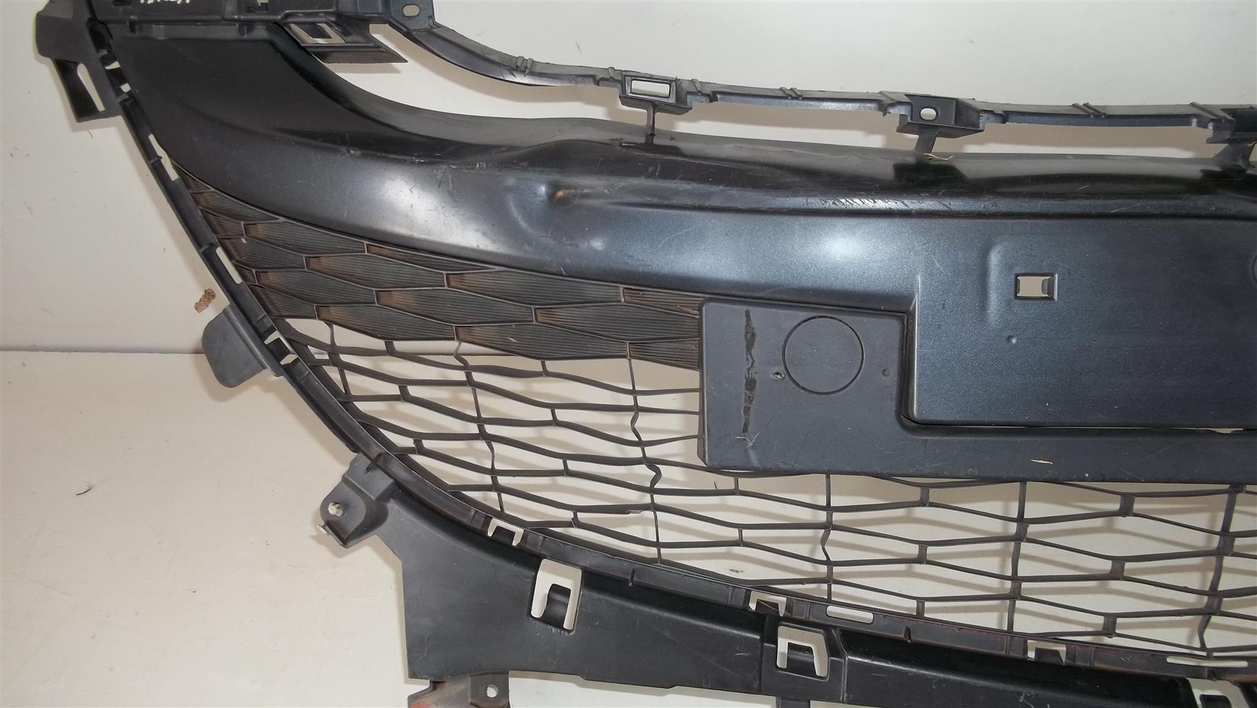 Mazda 3 grille - Private Seller