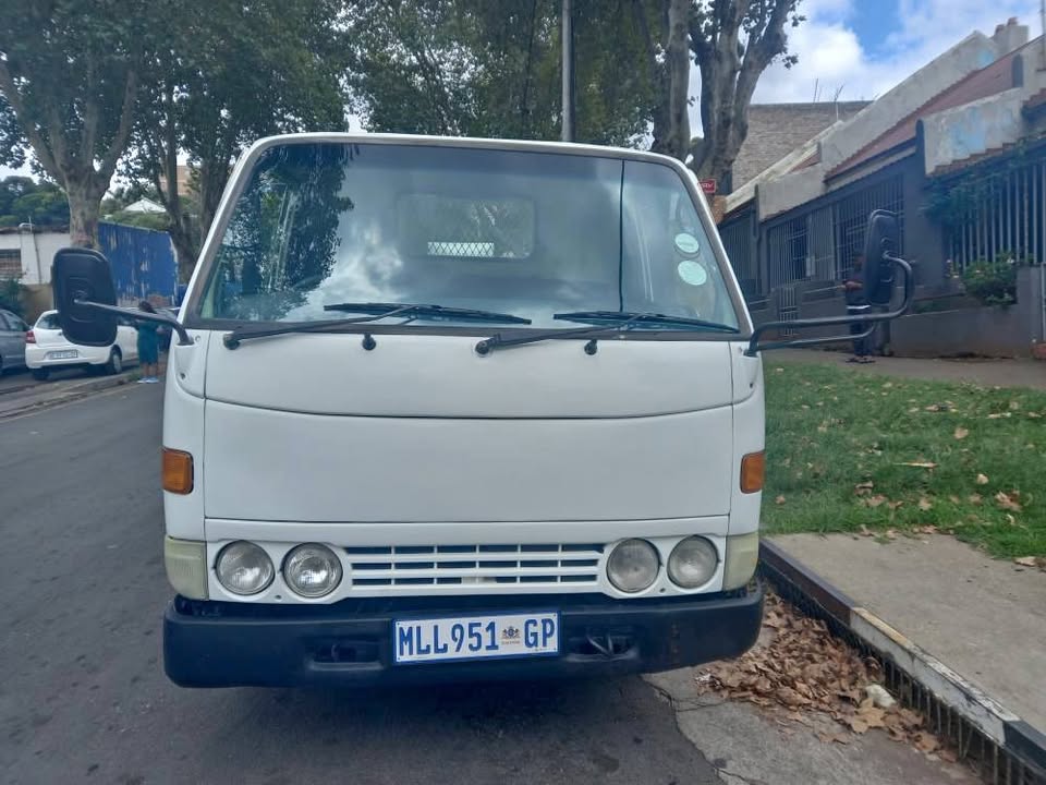TOYOTA DYNA 55K