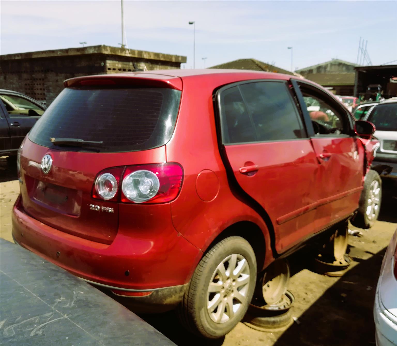 2006 VW Golf 5 2.0l FSI - Stripping for Spares