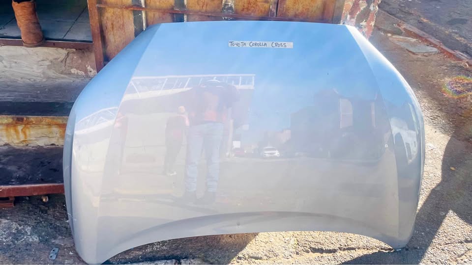 Toyota Corolla Cross bonnet - Private Seller Toyota Corolla Cross bonnet - Private Seller
