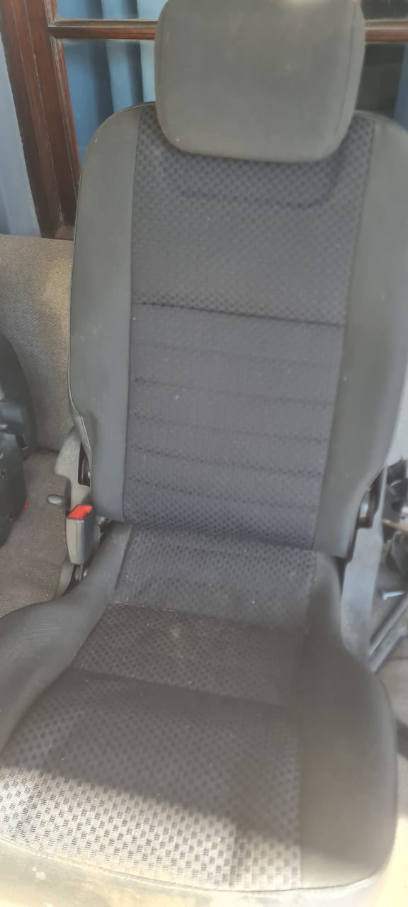Landrover defender seats for sale - Private Seller Landrover defender seats for sale - Private Seller