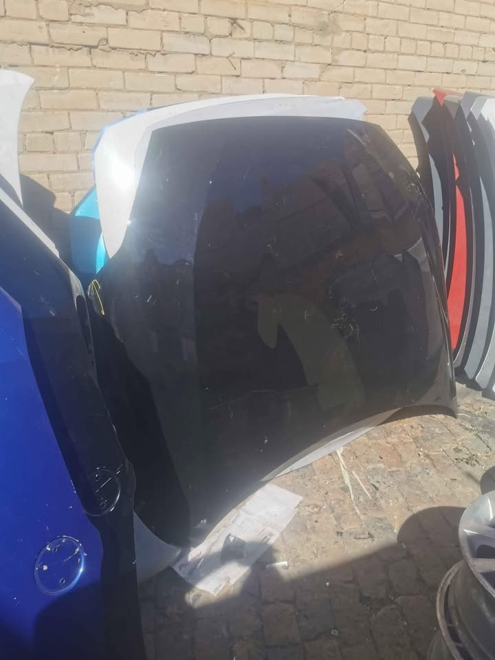 BMW G29 Z4 Bonnet - Private Seller BMW G29 Z4 Bonnet - Private Seller