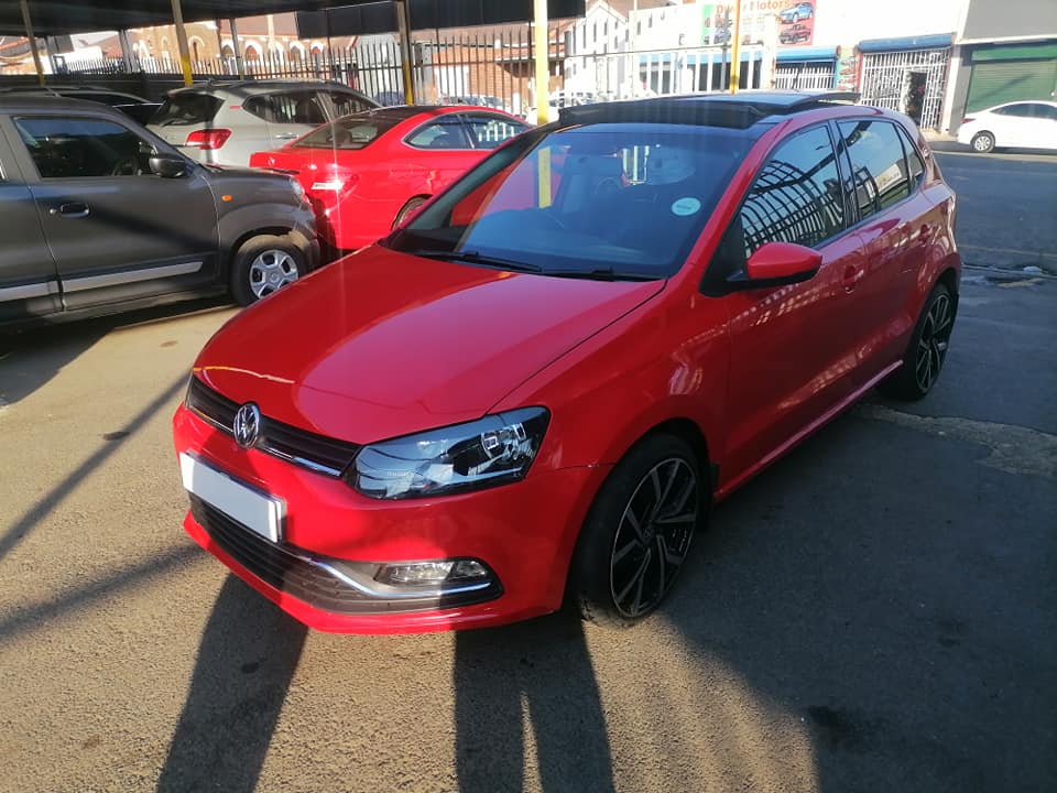 2013 Volkswagen polo 6 1.4 Comfortline Hatchback Sunroof and leather seat
