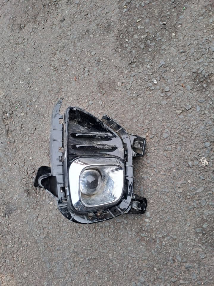 2021 - 2024 Kia Sonet Fog Light - Private Seller 2021 - 2024 Kia Sonet Fog Light - Private Seller