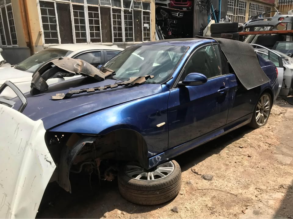 Bmw E90 stripping for spares - Private Seller