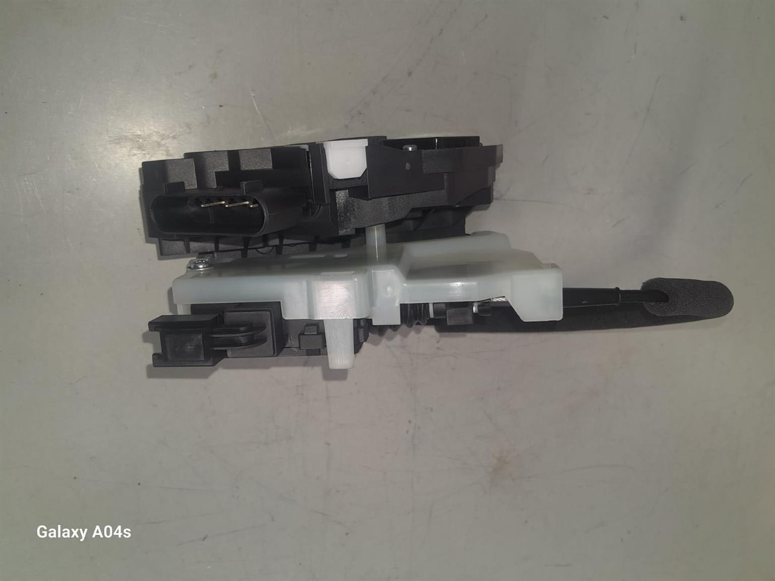 FORD ECOSPORT 2013 & UPWARDS BOOTLOCK FOR SALE - Private Seller FORD ECOSPORT 2013 & UPWARDS BOOTLOCK FOR SALE - Private Seller