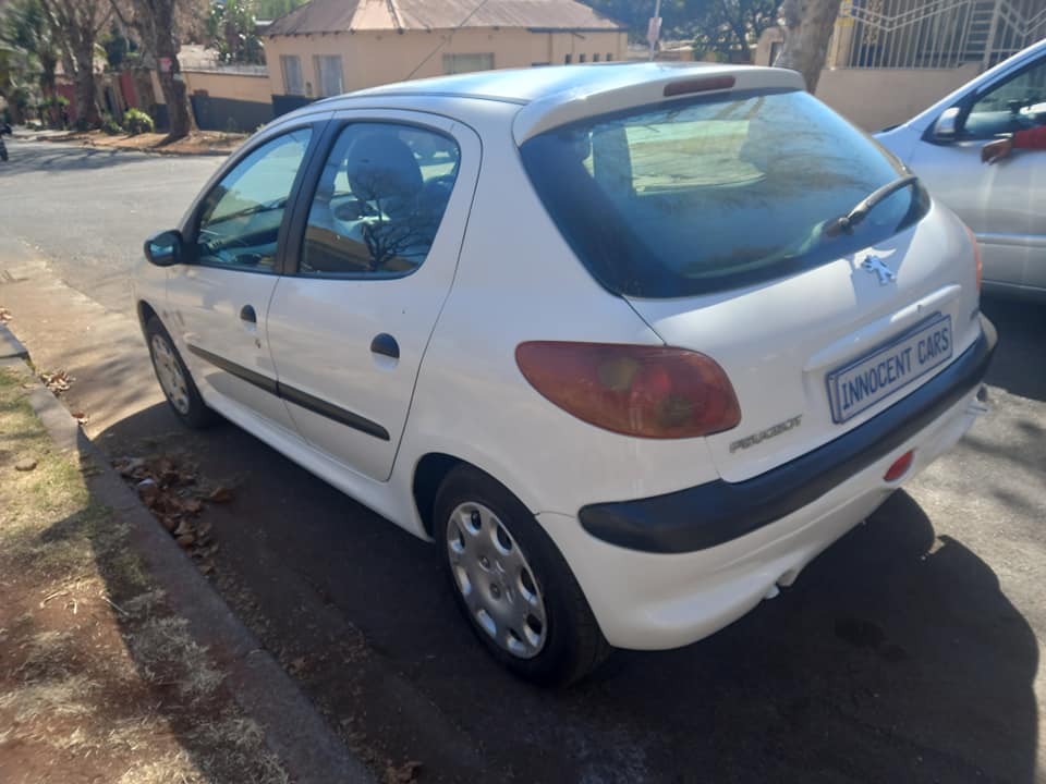 2007 PEUGEOT 206 1.4 PETROL ENGINE, MANUAL, WHITE COLOR, MILEAGE 100000KMS
