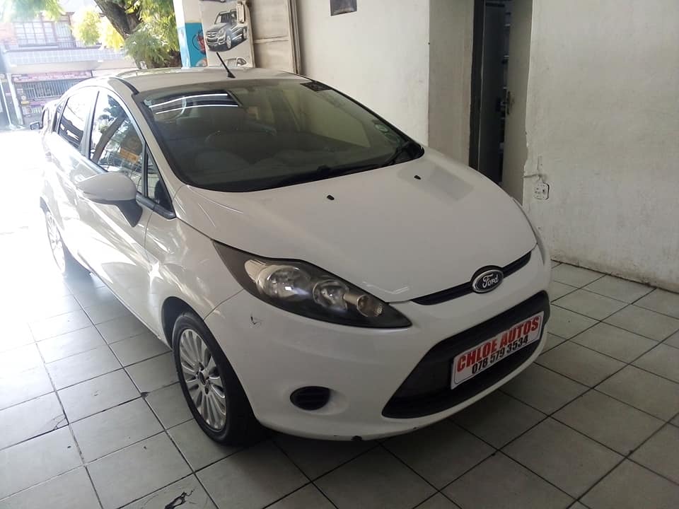 2012 FORD FIESTA 1.6  WHITE, MANUAL, PETROL