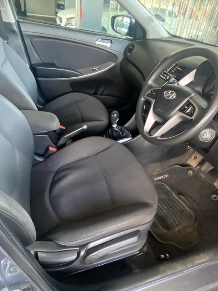 2017 HYUNDAI ACCENT 1.6 FLUID MANUAL