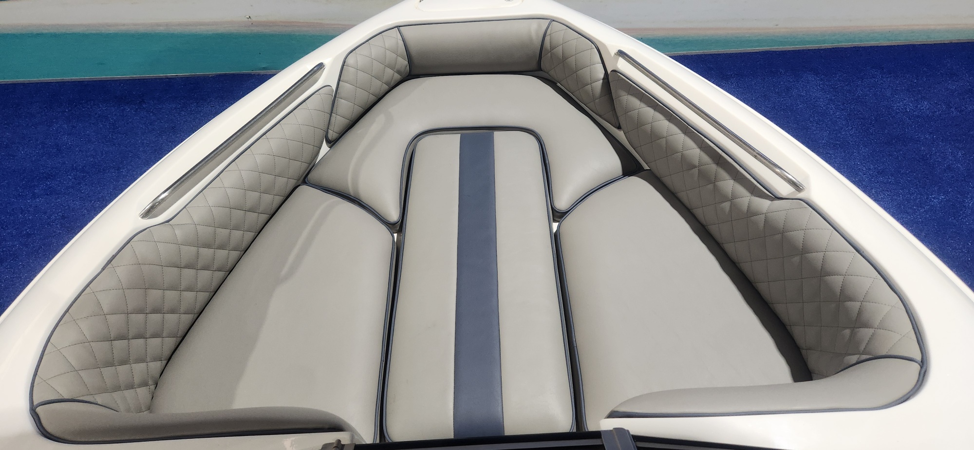CLASSIC 210 ON TRAILER 300 HP SUZUKI 4 STROKE 2017 MODEL MOTOR 128 HOUR