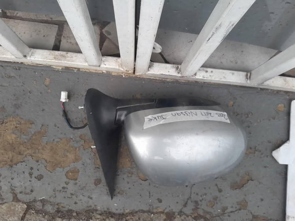 2013-2018 NISSAN JUKE SIDE MIRRO FOR SALE