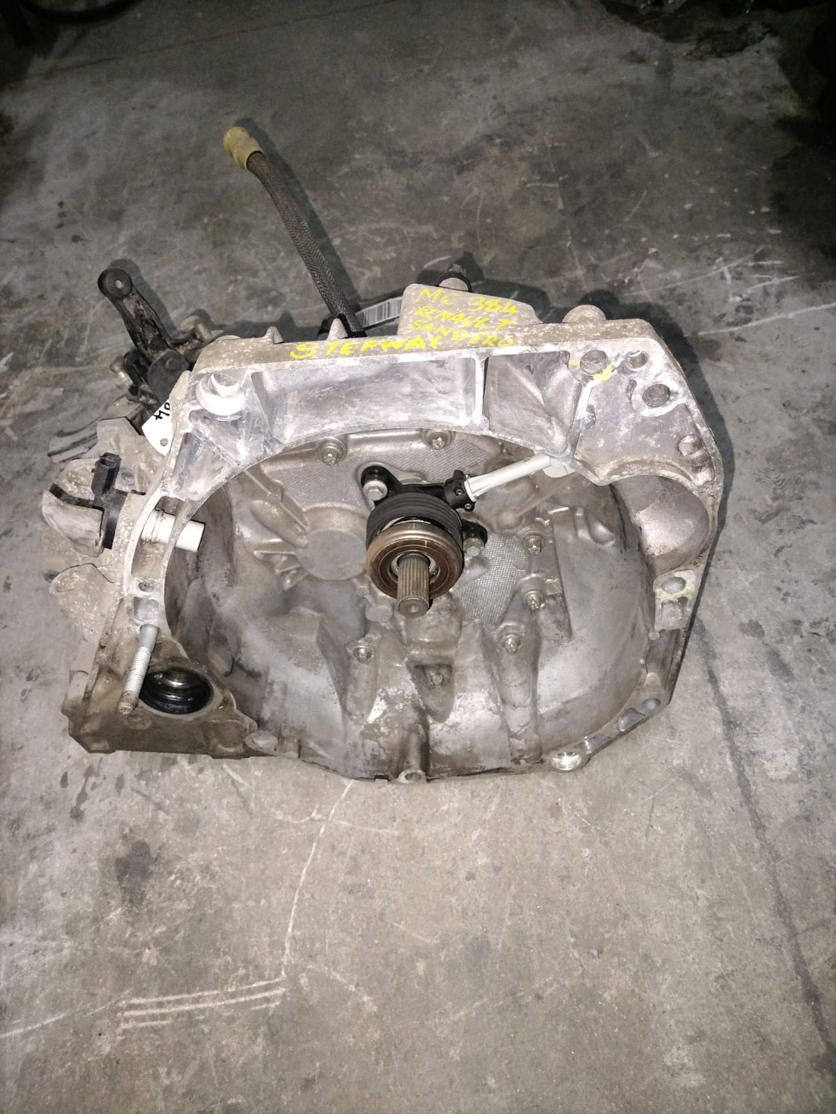 RENAULT SANDERO 900T MANUAL GEARBOX FOR SALE - Private Seller RENAULT SANDERO 900T MANUAL GEARBOX FOR SALE - Private Seller