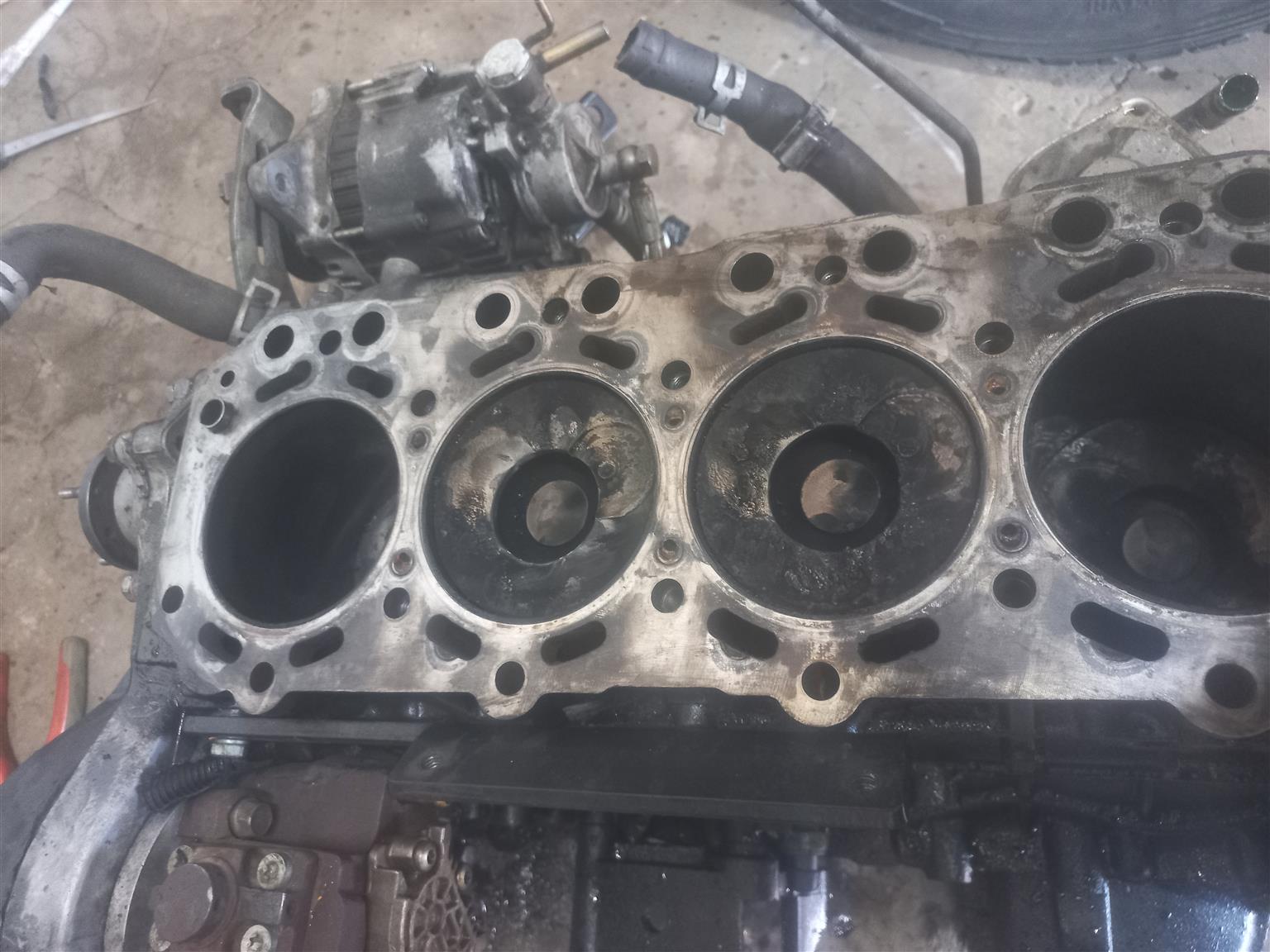 Gwm 2.8 engine parts complete - Private Seller Gwm 2.8 engine parts complete - Private Seller