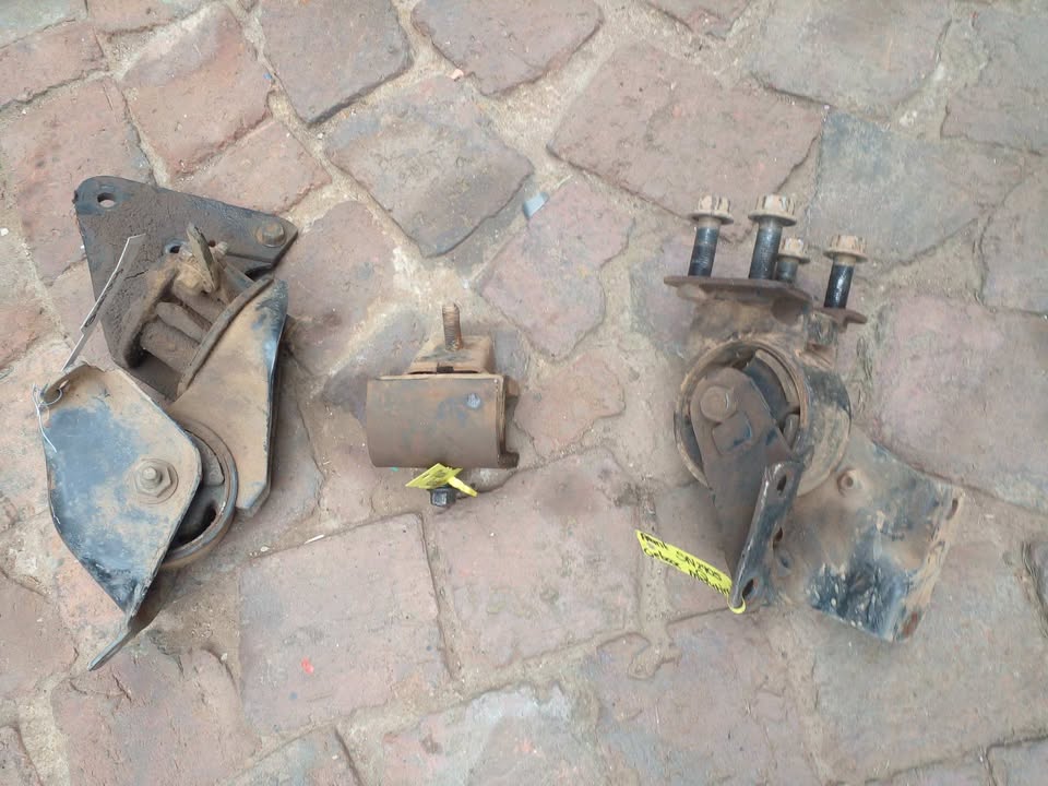 Mazda rusler F6 break booster and  master cylinder - Private Seller