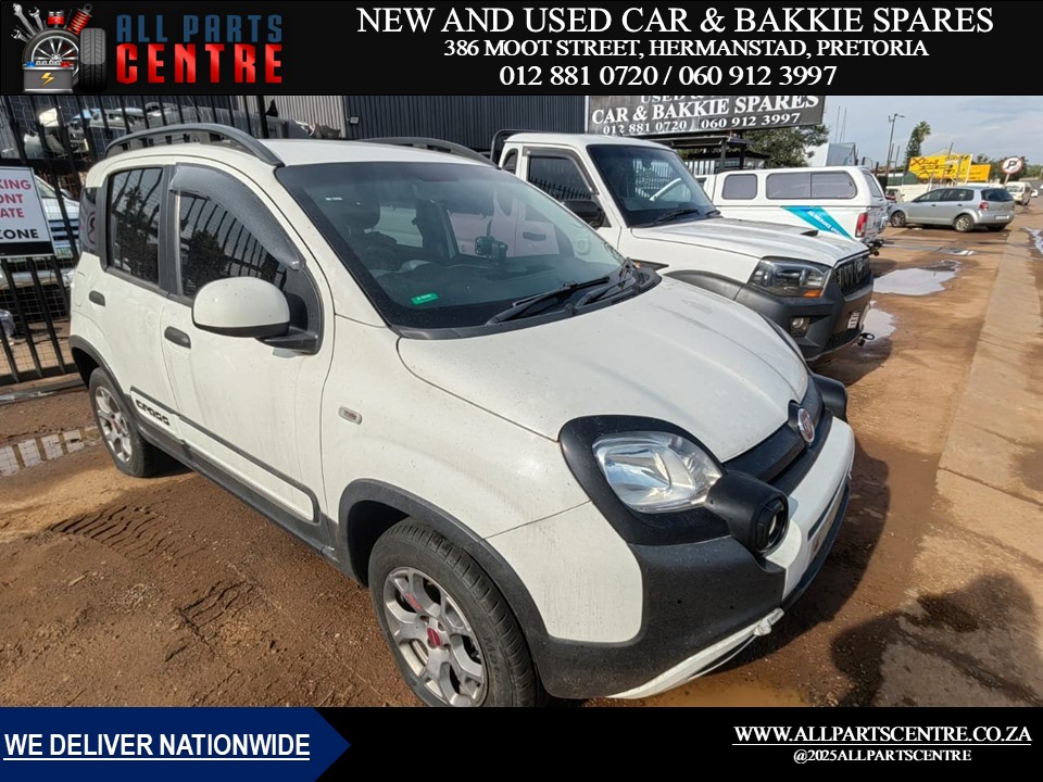 Stripping for Spares: 2020 Fiat Panda Cross 0.9 Petrol Manual