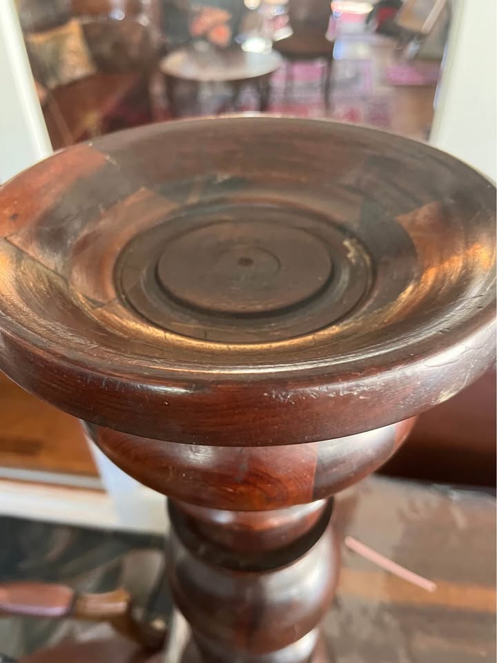 Imbuia antique stand