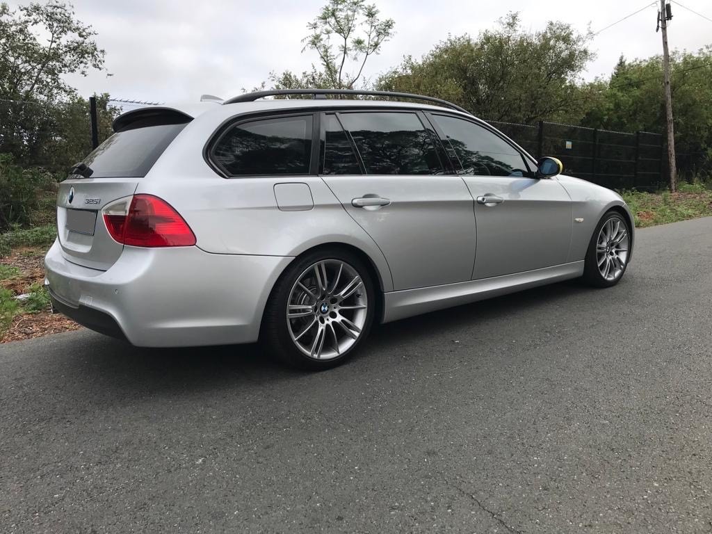 2006 BMW 325i Touring M Sport A/T (Stationwagon)