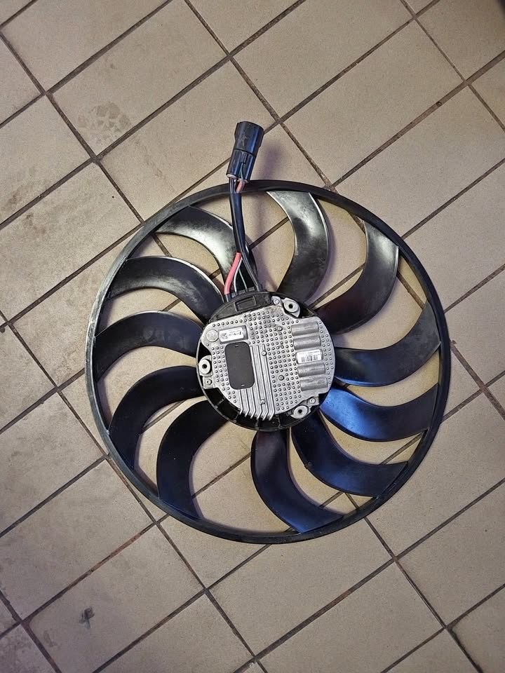 2019 JAGUAR F PACE FAN BLADE AVAILABLE FOR SALE - Private Seller 2019 JAGUAR F PACE FAN BLADE AVAILABLE FOR SALE - Private Seller