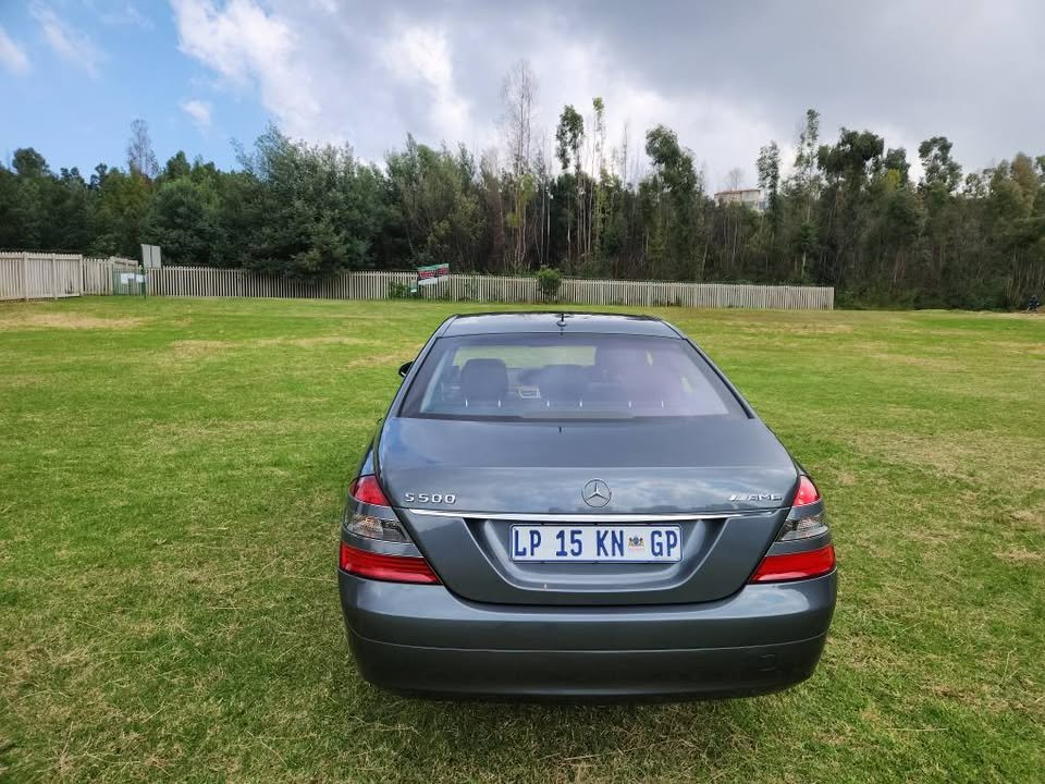 2010 Mercedes-Benz  S500