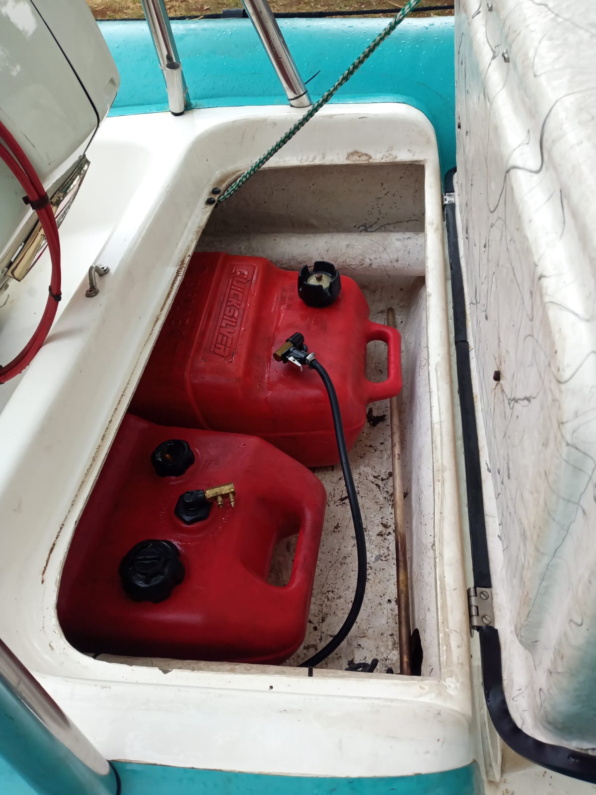 Semi ridget boat