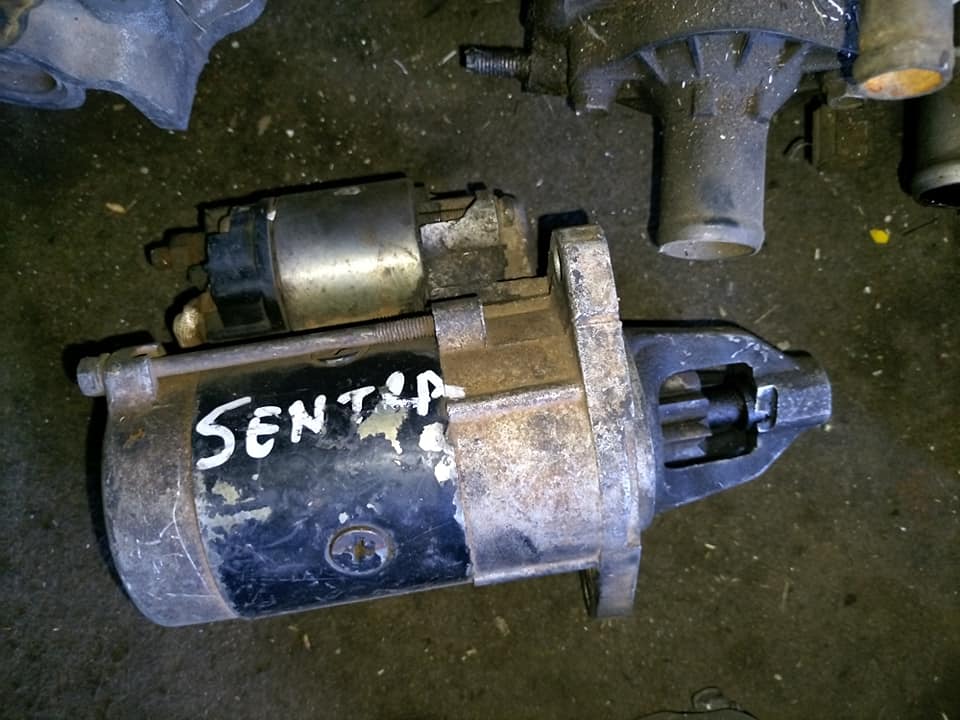 Nissan sentra starter Call or WhatsApp me - Private Seller