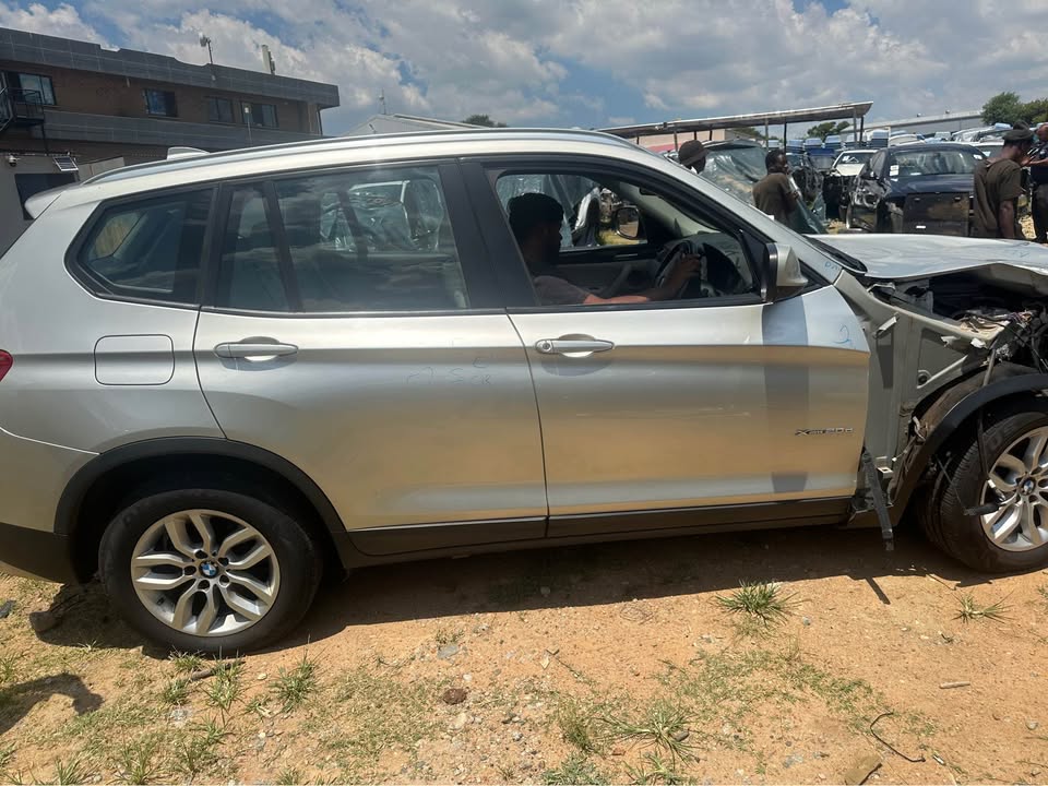BMW X3 F25 2.0D N47 AUTO – 2013 MODEL - Private Seller BMW X3 F25 2.0D N47 AUTO – 2013 MODEL - Private Seller