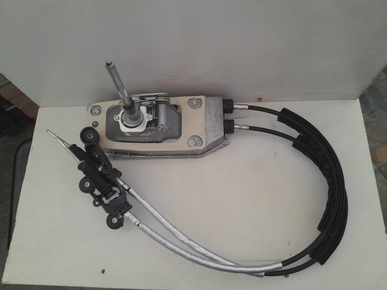 Gearlever complet whit gear lever cabels FOR SALE - Private Seller Gearlever complet whit gear lever cabels FOR SALE - Private Seller