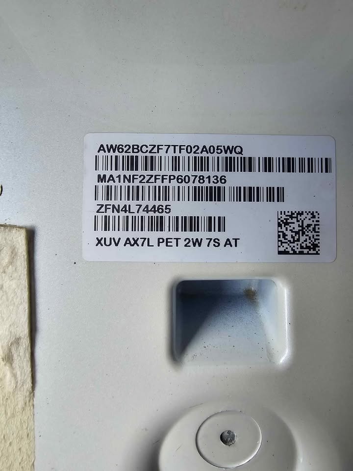 Mahindra XUV700 Tailgate - Private Seller Mahindra XUV700 Tailgate - Private Seller