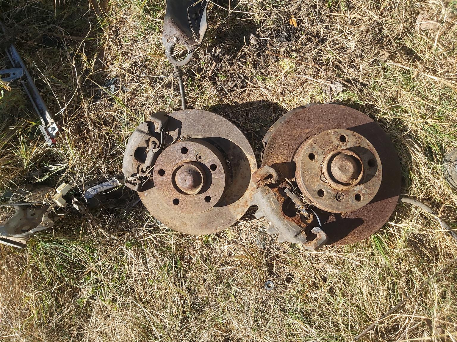 Hubs bmw e36 - Private Seller Hubs bmw e36 - Private Seller